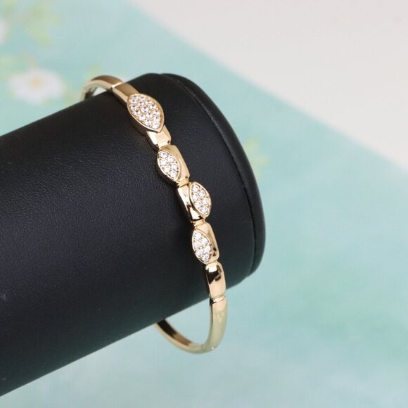 Rose Gold Plated Bangle with Leaf-Inspired Sparkling Design, XPBL0552 - Picture 6 of 12